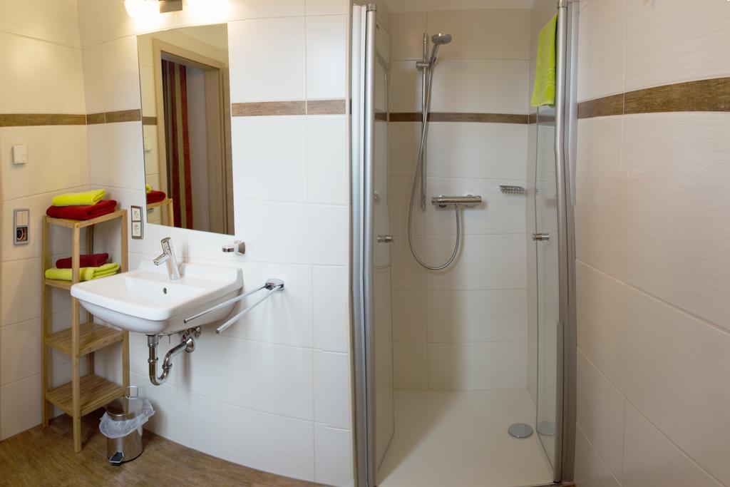 Pension Am Finkenberg Sebnitz Kamer foto